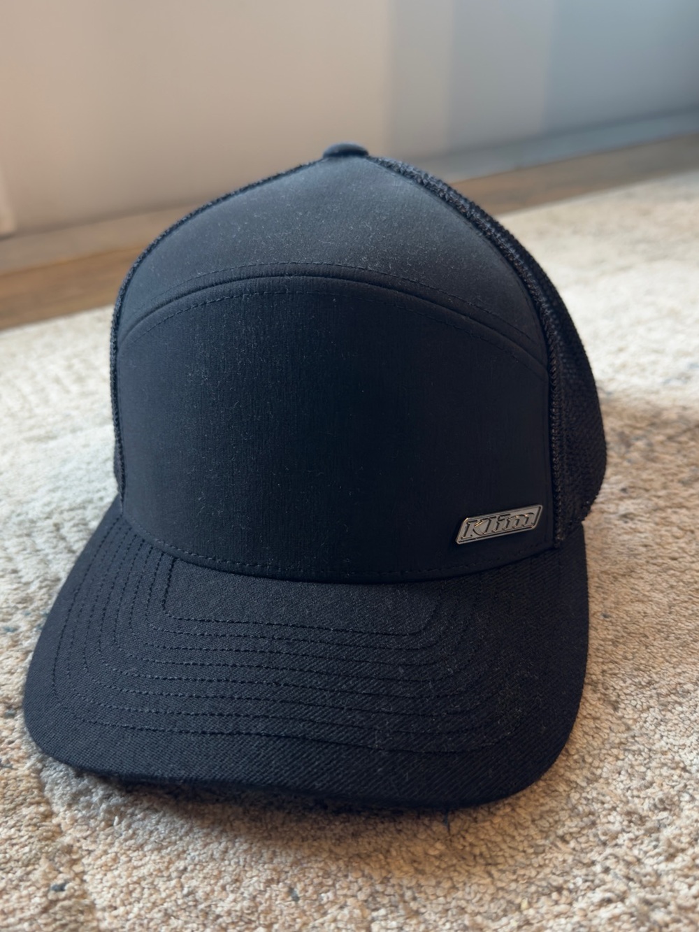 Kuhl Men's Black Trucker Hat